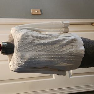 Karen Scott, off white sweater. Cream buttons, 3/4 length sleeves, cotto…